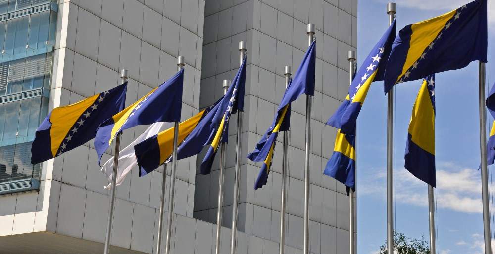 Lufta ne Ukraine, Bosnja i kerkon BE statusin e vendit kandidat